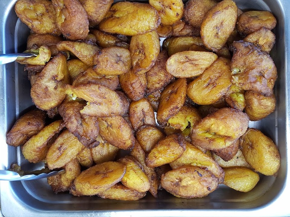 Maduros Fried Sweet Plantains